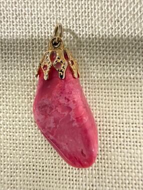 Pink Agate Freeform Pendant Gold Tone Cap